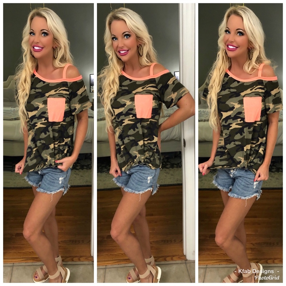 🛍LAST 1! Camo Pocket/Shoulder Detail Waffle Top - Picture 5 of 8